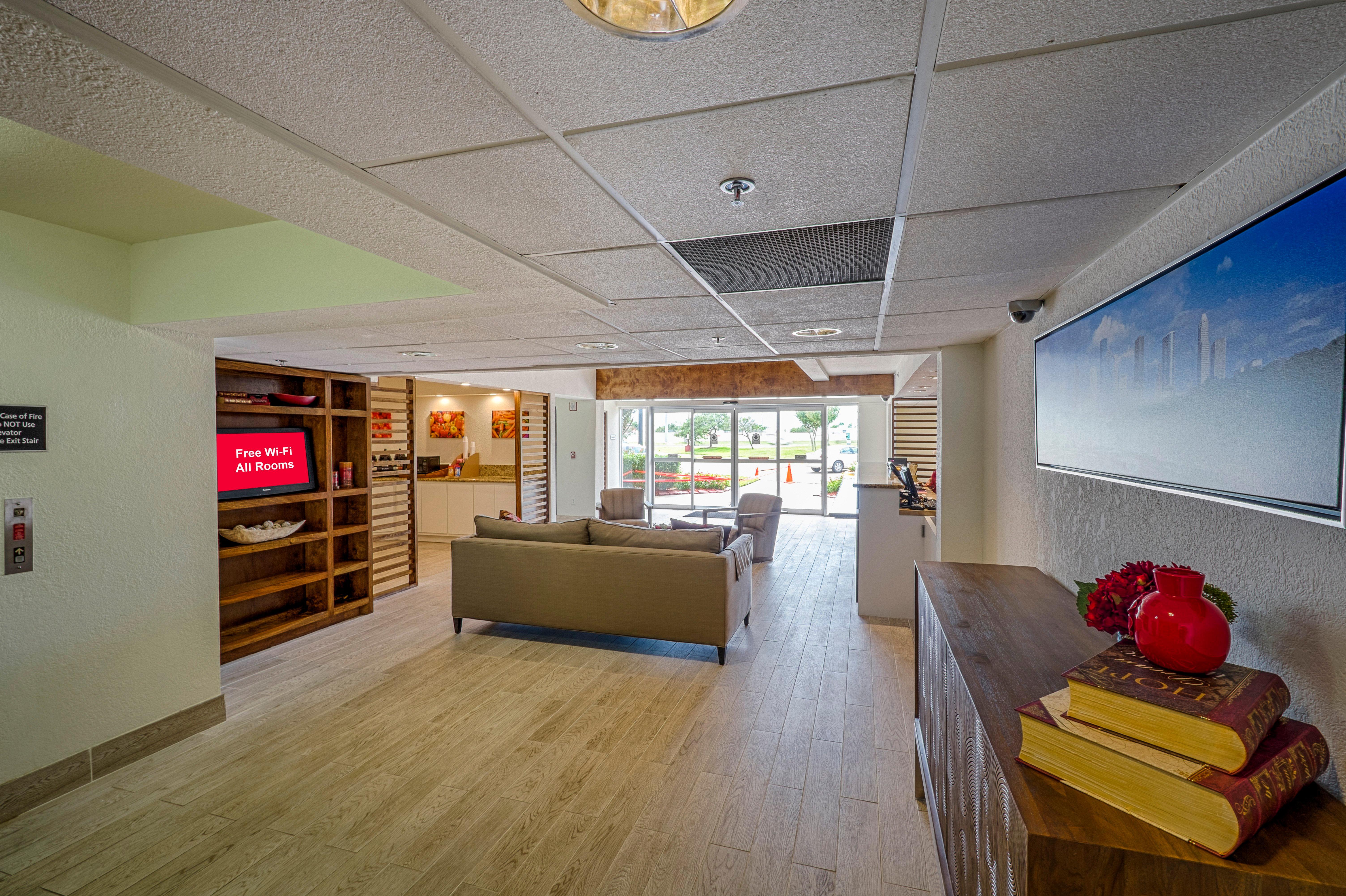 Red Roof Inn Plus+ Houston - Energy Corridor Екстер'єр фото